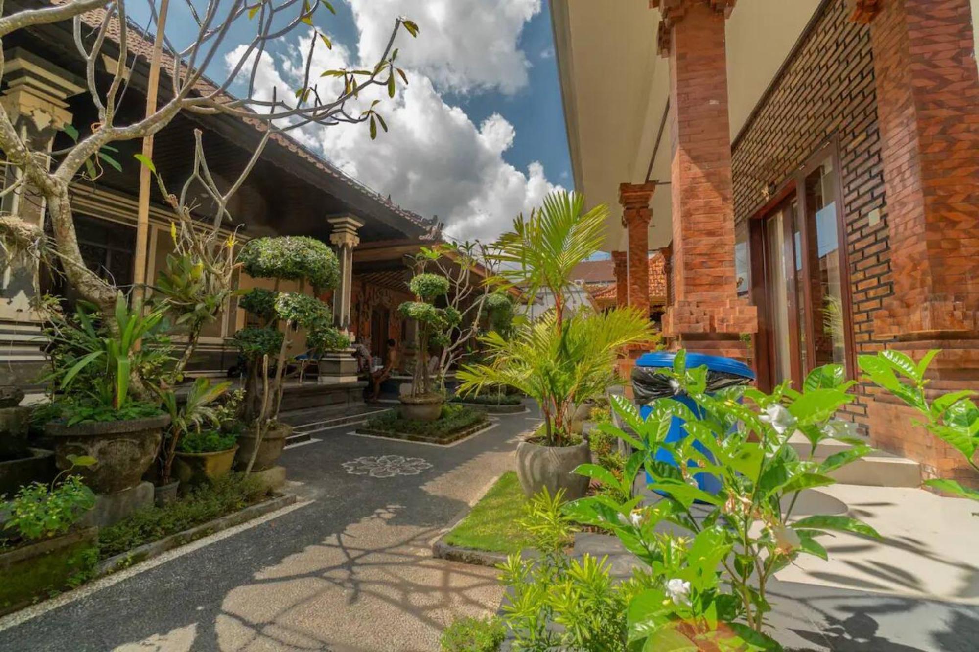 Pondok Lulik Homestay Canggu Extérieur photo